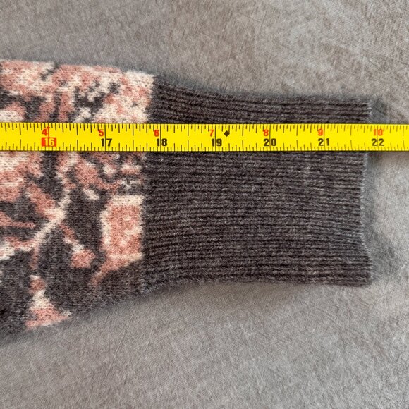 Listicle Gray Skies Floral Sweater, Small, Crew Neck Knit Ribbed Grandmacore - Picture 9 of 13